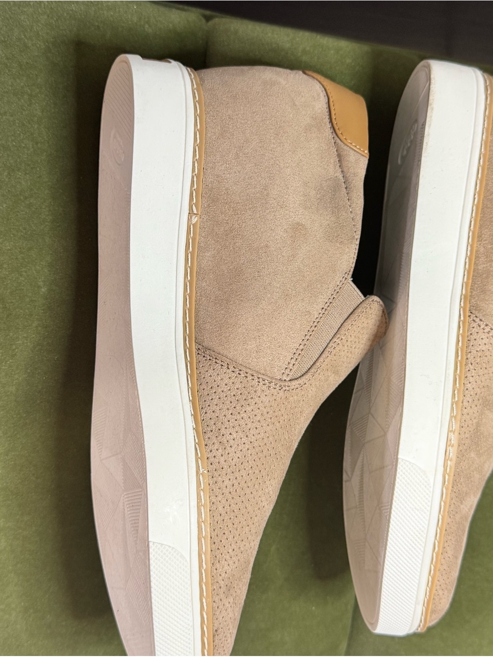 Dr. Scholl's Men's Beige Perforated Slip-On Loafers - Picture 4 of 12